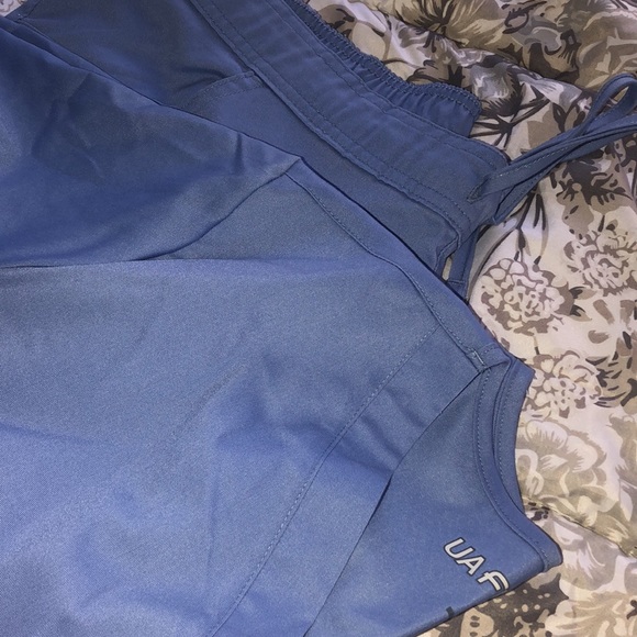 Scrub set - Picture 2 of 6